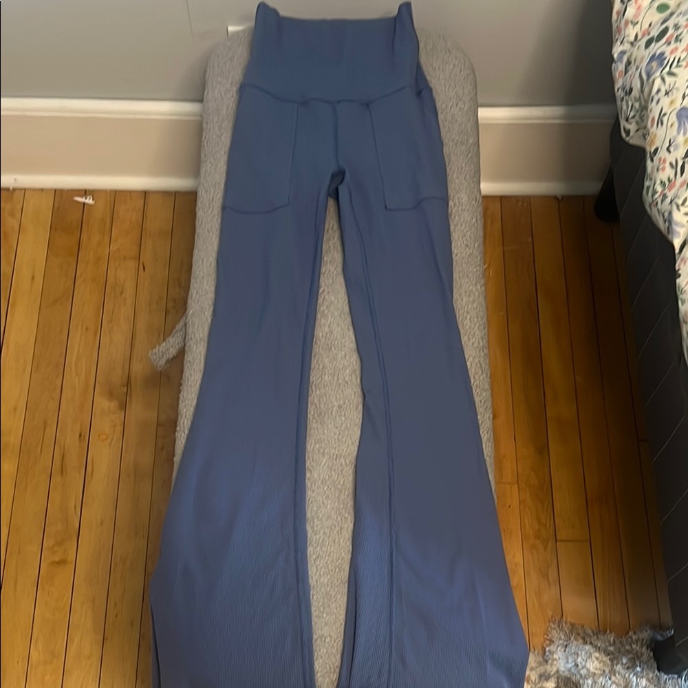 Aerie Blue Leggings High-Waisted Stretchy Fit